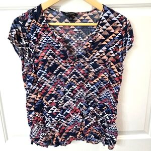 Banana Republoc Blouse size L